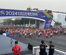 马拉松联赛上演强强对话，庐州猎隼队强势横扫粤西银狐队，多点开花奏效；韧性与执行并存的简单介绍-开云体育